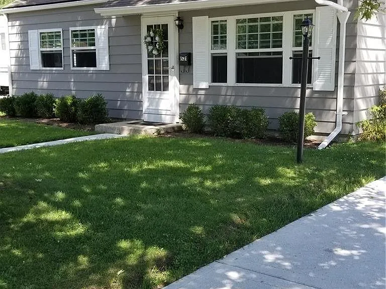 521 Koch Ave — Photo 2