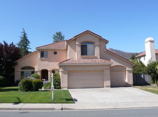 250 El Pueblo Pl, Clayton, CA 94517