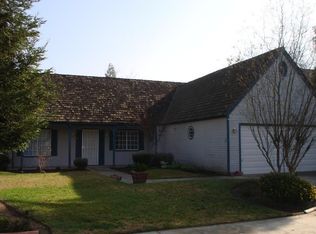 1211 Burl Ave, Clovis, CA 93611