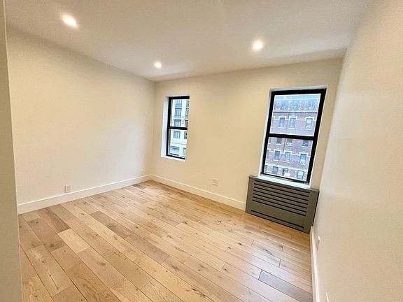 4th image of 361 E 50th St #B4