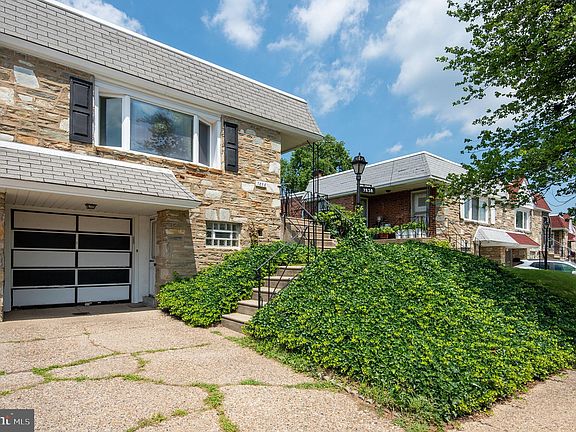 2nd image of 7858 Anita Dr