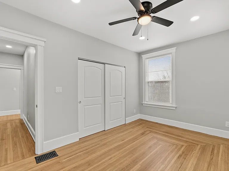 2978 Wardall Ave — Photo 18