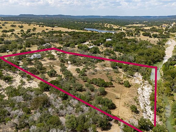 3rd image of 1348 LIVE OAK RDG