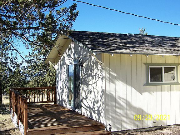 deck off master bedroom