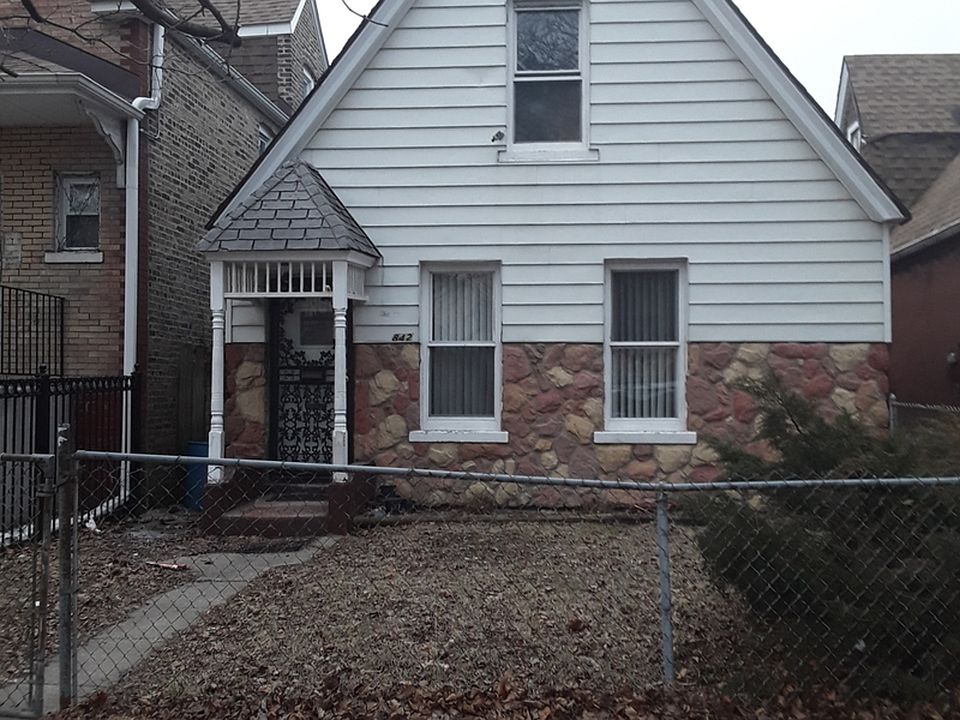 2nd image of 842 N Saint Louis Ave