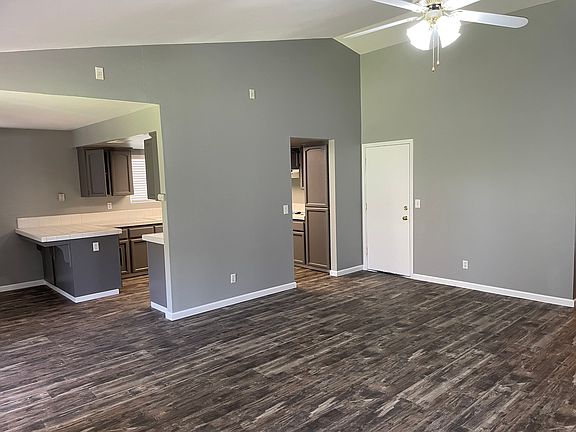 4th image of 368 W Gibson Ave