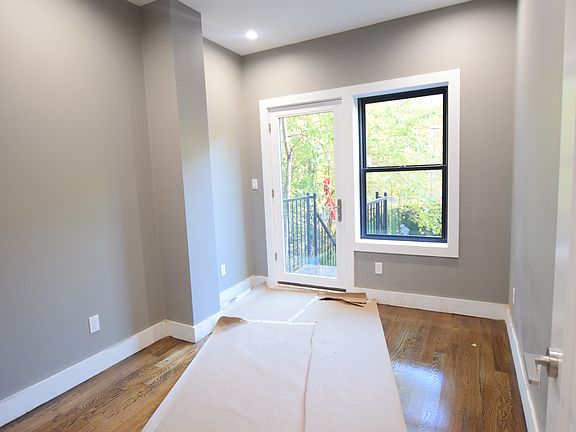 2nd image of 269 Linden St #Zzz