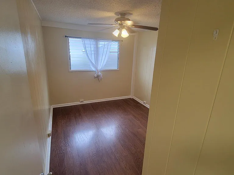 1327 Keolu Dr #B — Photo 13