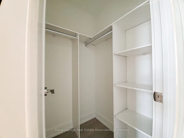 5 Mabelle Ave #227 — Photo 8
