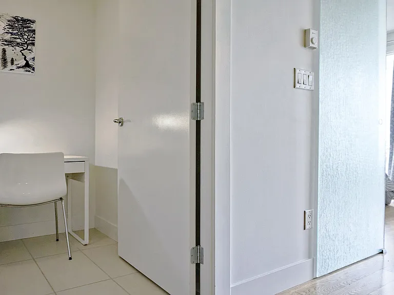 565 Smithe St #1402 — Photo 10