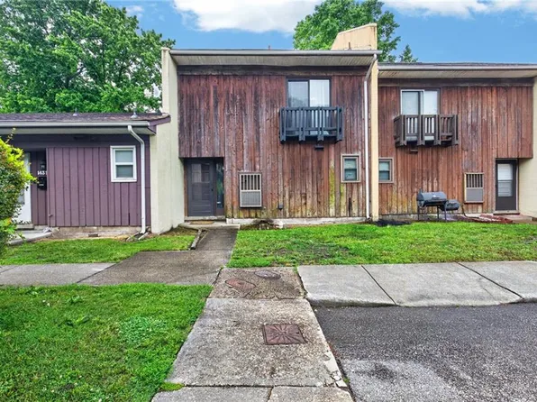 1437 Longdale Dr, Norfolk, VA 23513