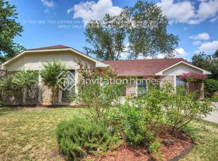 1711 Saint James Dr, Carrollton, TX 75007