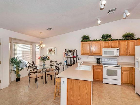 3rd image of 3520 E Gleneagle Pl