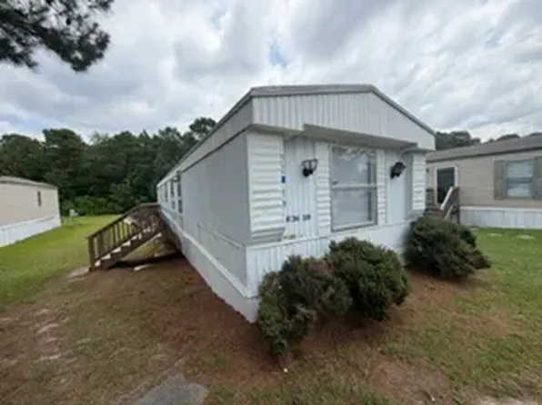 3119 Paddlefish Dr #204, Fayetteville, NC 28306