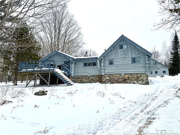2nd image of 35 Hills Rd