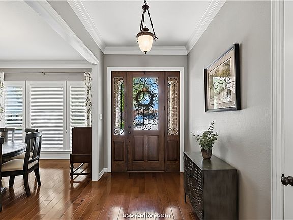 2nd image of 5101 Piping Rock Ct