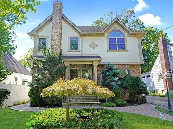 92 Allison Ave, Staten Island, NY 10306