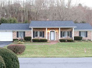 264 Dial Rock Rd, North Tazewell, VA 24630