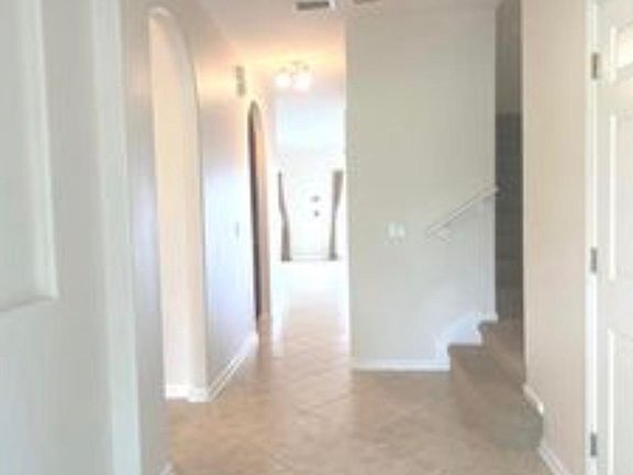 5th image of 9845 Poplar Pl