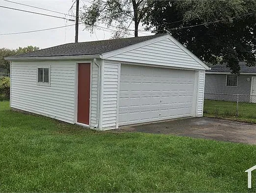 3 bed, $1,700 — Photo 4