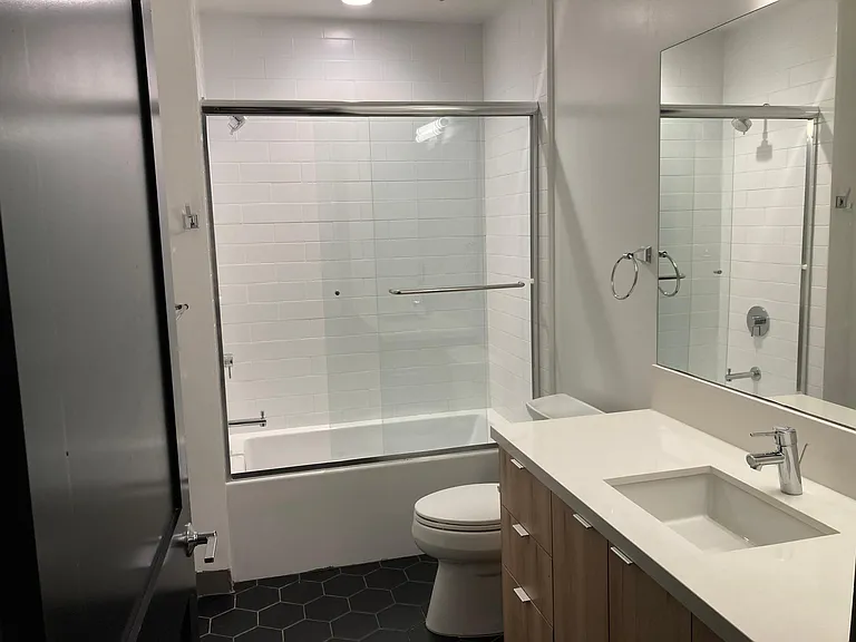 161 S Normandie Ave #11 — Photo 23