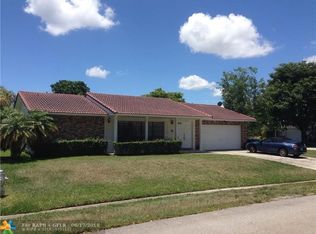 12104 NW 29th St, Pompano Beach, FL 33065