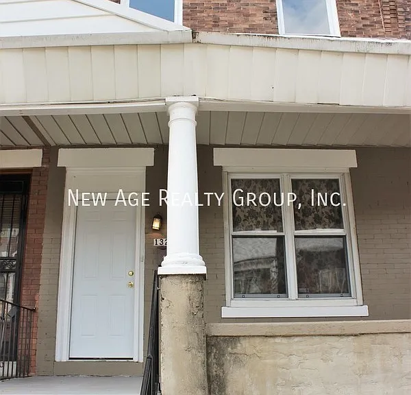1320 S 51st St — Photo 2