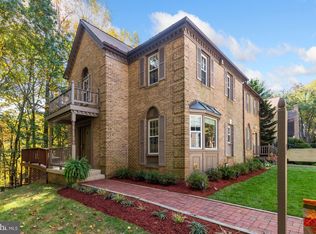 25 Castle Cliff Ct, Silver Spring, MD 20904
