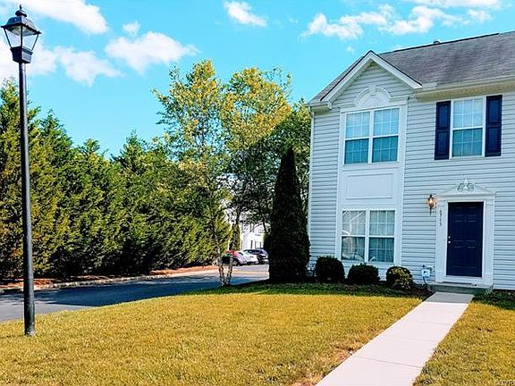 2nd image of 8743 Springwater Dr #8743