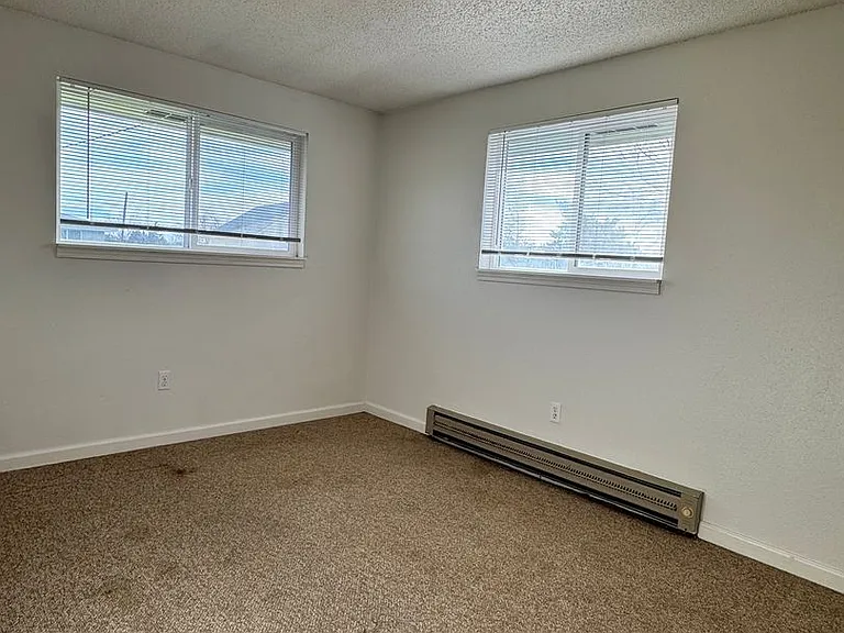 5404 Kilgary Way — Photo 14