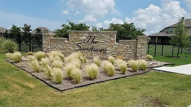 1st image of 865 Tranquility Dr