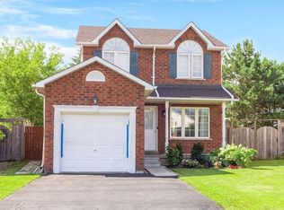 1875 Dalhousie Cres, Oshawa, ON L1G 8C4