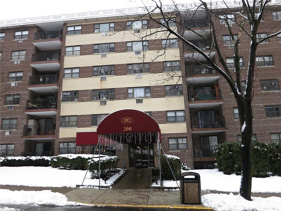 1st image of 200 Diplomat Drive #8L