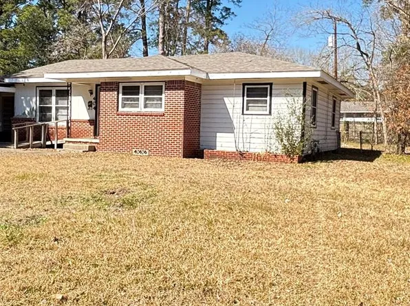 404 Dogwood Trl, Lufkin, TX 75904