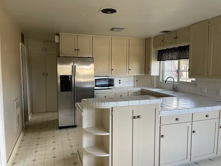 101 Sherman Dr — Photo 11