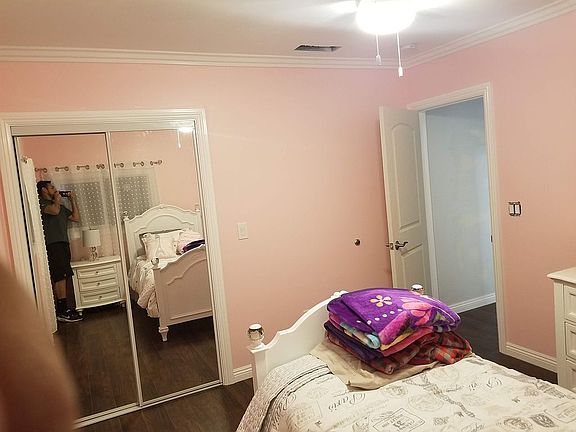 5th image of 1527 E Colon St