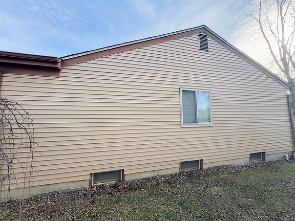 3rd image of 5885 Glennon Dr