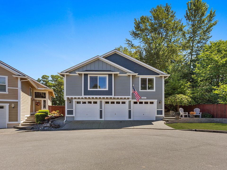 1st image of 2611 10th St SW