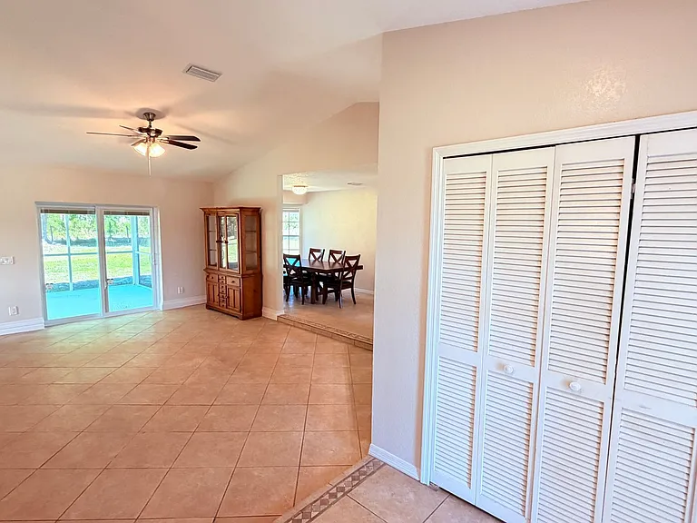 20515 Macon Pkwy — Photo 4