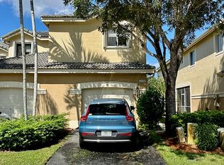 2235 Pasadena Way, Fort Lauderdale, FL 33327