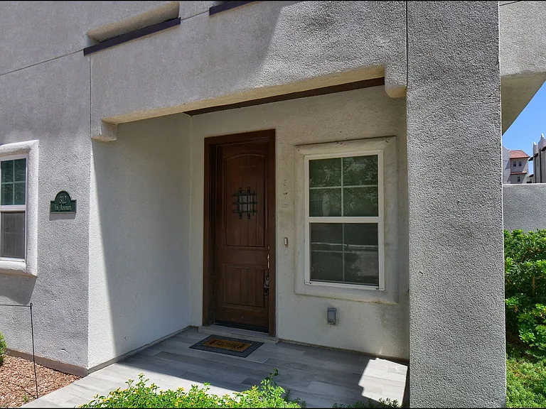 312 Vin Almoradi Ct — Photo 3
