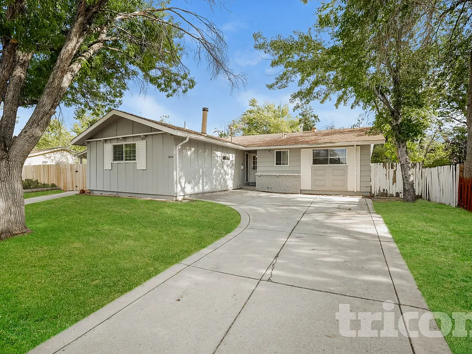 2830 Judith Ln