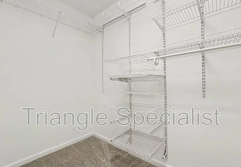 7648 Astoria Pl — Photo 12