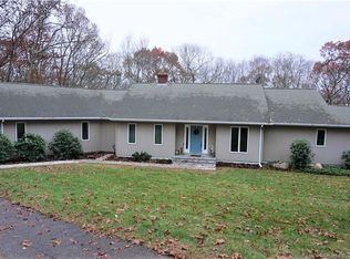 64R Gallup Ln, Waterford, CT 06385
