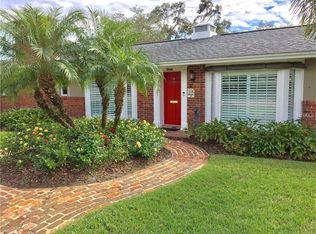 1544 Manor Way S, Saint Petersburg, FL 33705