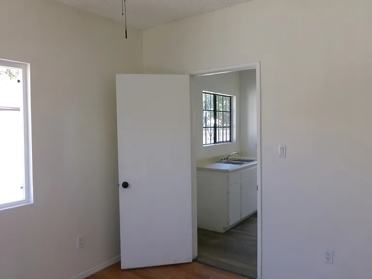 1209 W 60th Pl #1209 — Photo 9