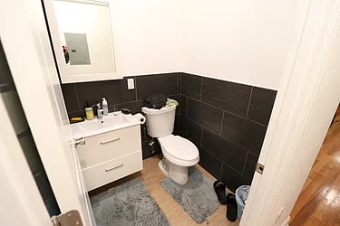 Rented by BIG Management NY