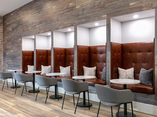 400 Claremont Avenue image 27 of 39