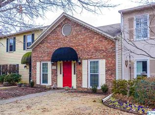 1544 River Bend Pl SE, Decatur, AL 35601