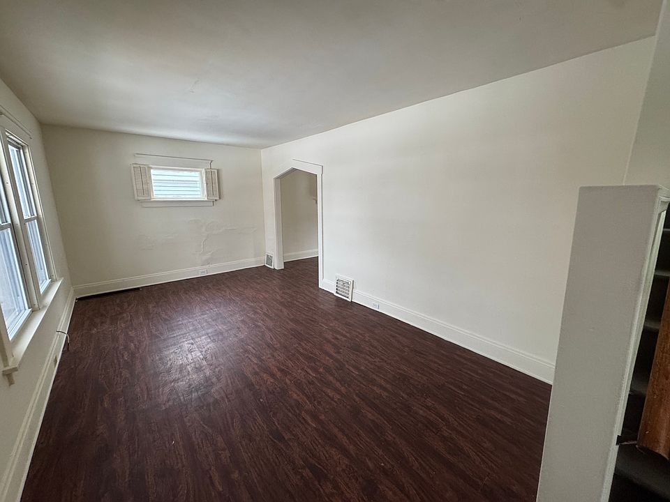 1st image of 10313 Loretta Ave